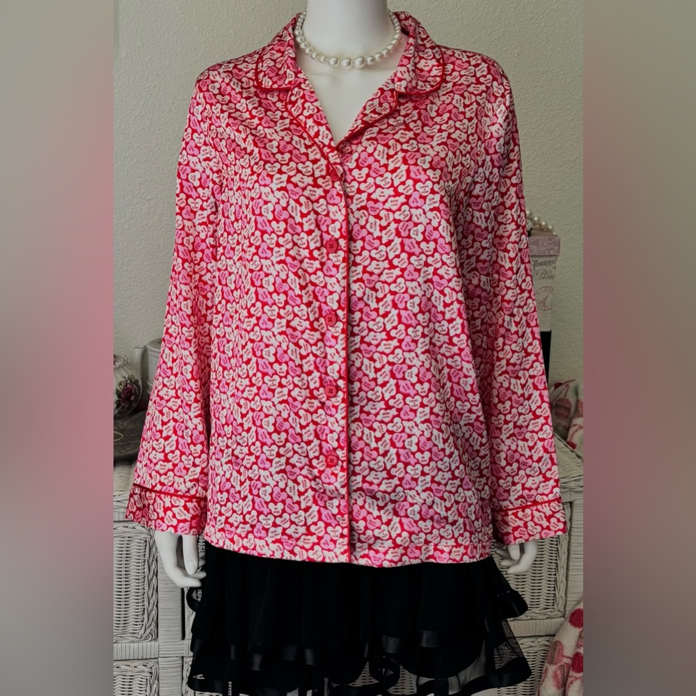 Disney Satin Shirt “Love” Messages in Candies w/Mickey & Hearts Oversized Sz. M